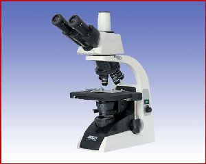 Mikroskop Model Evolution300