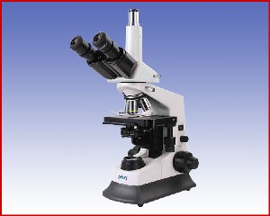 Mikroskop Model Evolution 100 Trino